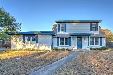 2614 Linn St, Corpus Christi, TX 78410