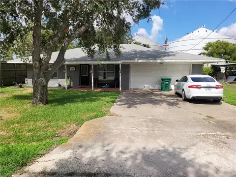 116 Driscoll St, Woodsboro, TX 78393
