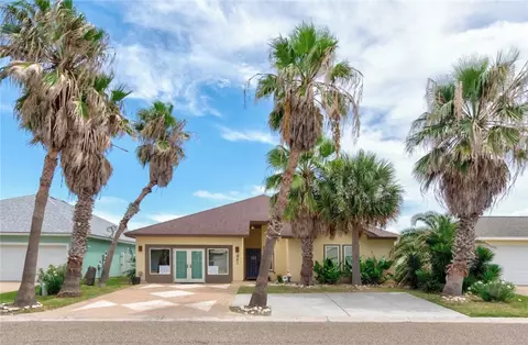 621 Sandy Ln, Port Aransas, TX 78373