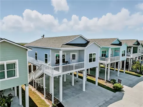 110 N Nautica, Rockport, TX 78382
