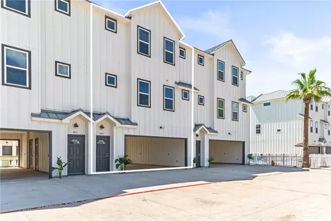 603 E Avenue G #402, Port Aransas, TX 78373