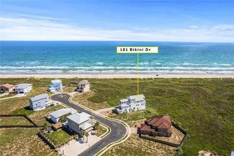 121 Bikini Dr, Port Aransas, TX 78373