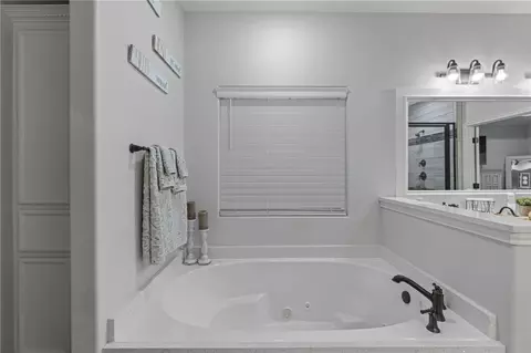 Bath - 7833 Stampede Dr, Corpus Christi, TX 78414 photo 1 of 5
