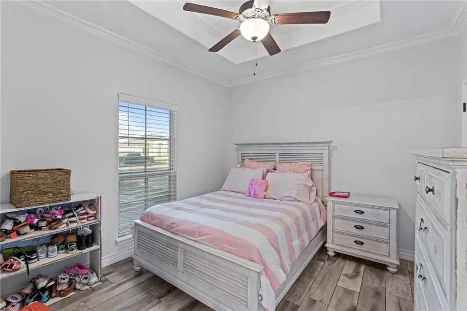 Bedroom - 7833 Stampede Dr, Corpus Christi, TX 78414 photo 4 of 4