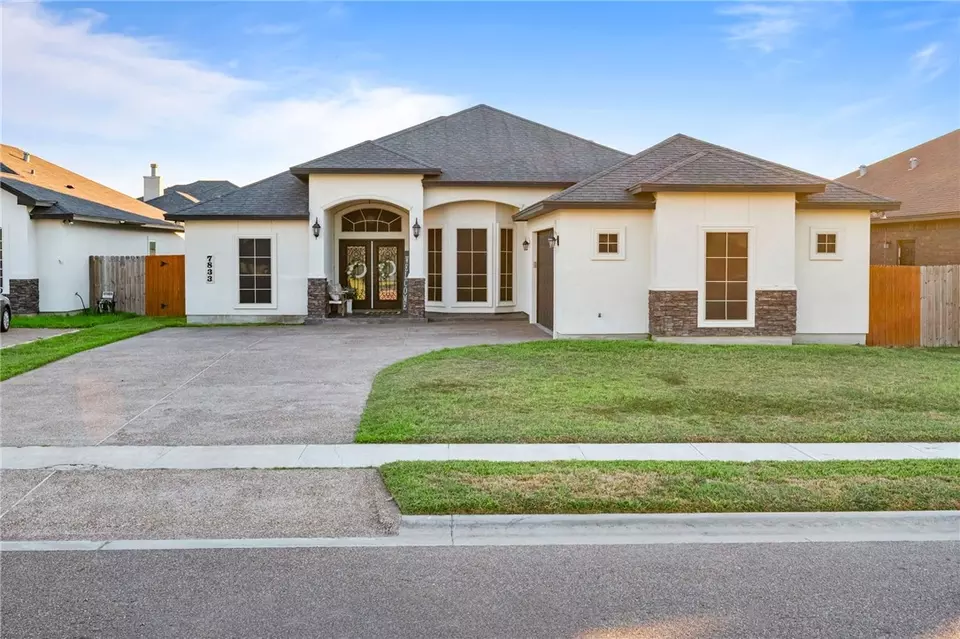 Exterior - 7833 Stampede Dr, Corpus Christi, TX 78414 photo 3 of 3