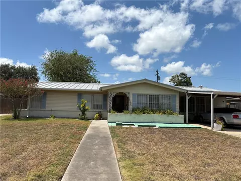 534 Parade Dr, Corpus Christi, TX 78412