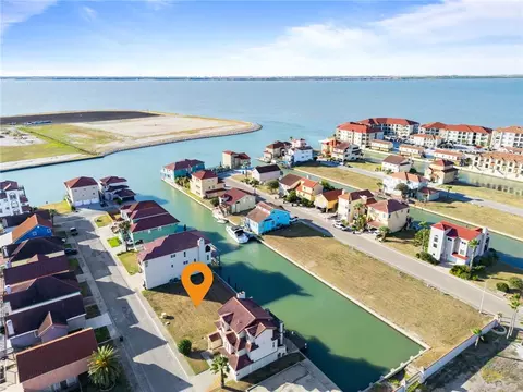 714 Crown Hbr, Corpus Christi, TX 78402