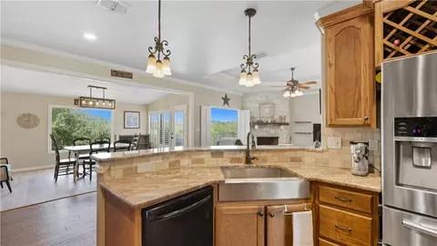 1138 Royal Eagle, Fischer, TX 78623