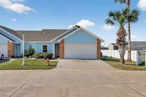 1117 S 9th St #101, Port Aransas, TX 78373