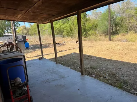 Exterior - 295 Mystic Dr, George West, TX 78022 photo 3 of 7