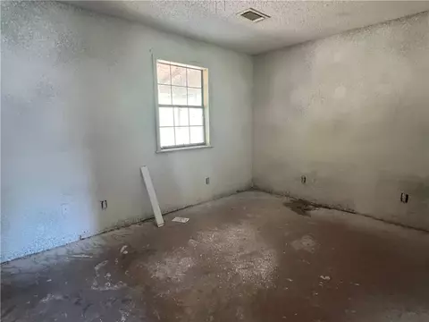 Bedroom - 129 Mystic Dr, George West, TX 78022 photo 4 of 5