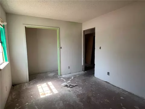 Bedroom - 129 Mystic Dr, George West, TX 78022 photo 3 of 5