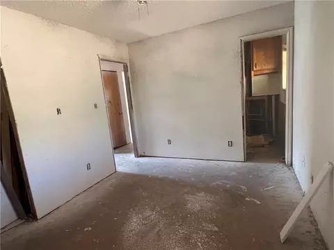 Bedroom - 129 Mystic Dr, George West, TX 78022 photo 5 of 5
