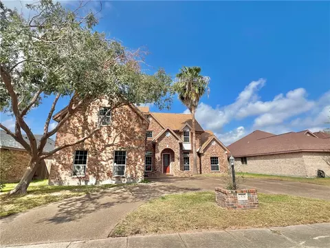 7921 Etienne Dr, Corpus Christi, TX 78414
