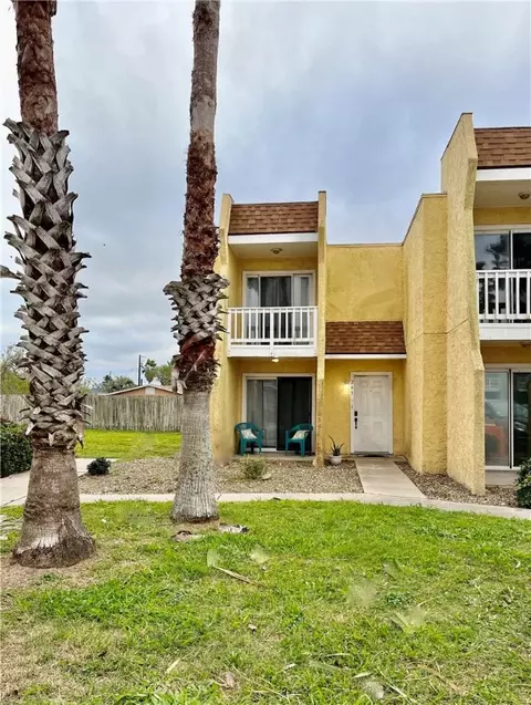 4141 Whiteley Dr #205, Corpus Christi, TX 78418
