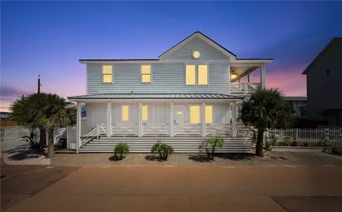 3087 S 11th St #300, Port Aransas, TX 78373
