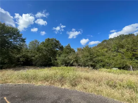 6489 Olivia, Bryan, TX 77808 photo 2