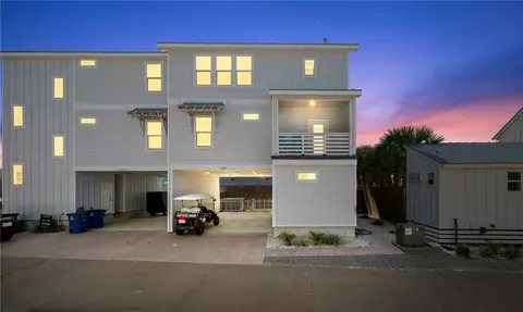 3087 S 11th St #601, Port Aransas, TX 78373
