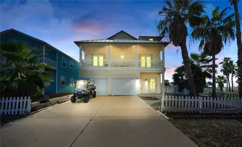 150 Mustang Royale Blvd, Port Aransas, TX 78373