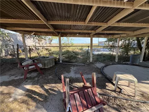 Exterior - 113 4th St, Mathis, TX 78368 photo 11 of 15