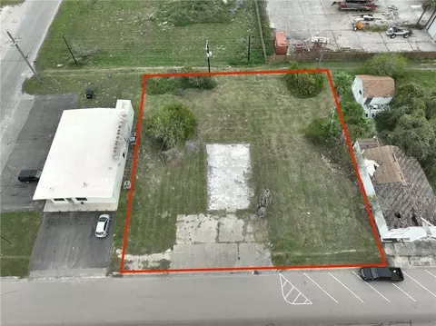 117 S Commercial St, Aransas Pass, TX 78336