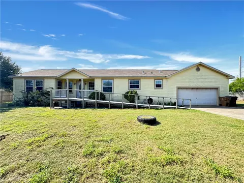 433 Valerie St, Corpus Christi, TX 78418