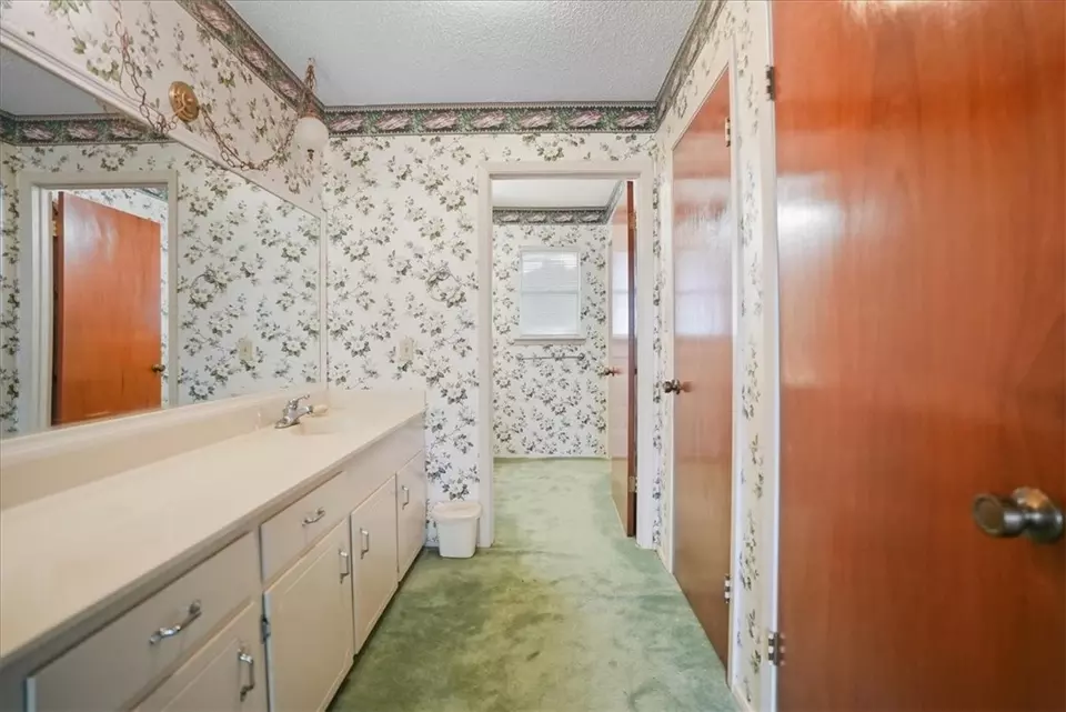 Bath - 117 Knoll Trl, Sandia, TX 78383 photo 4 of 5