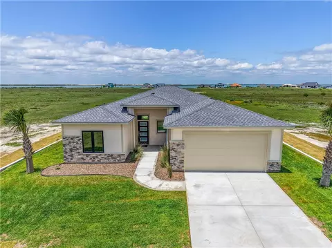 205 Trout Side Way, Rockport, TX 78382