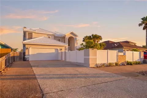 14134 Palo Seco Dr, Corpus Christi, TX 78418