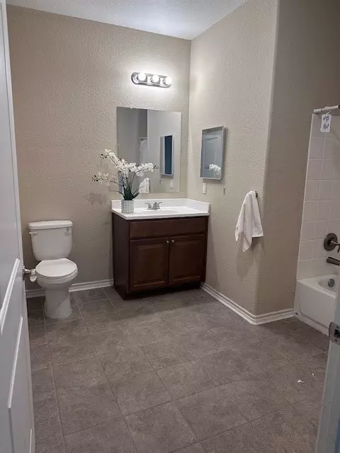 Bath - 9651 County Road 505, Mathis, TX 78368 photo 2 of 3