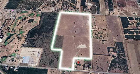 1319 E Travis St, Falfurrias, TX 78355