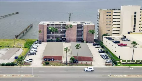 4334 Ocean Dr #403, Corpus Christi, TX 78412