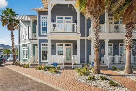 120 Social Cir #4-102, Port Aransas, TX 78373