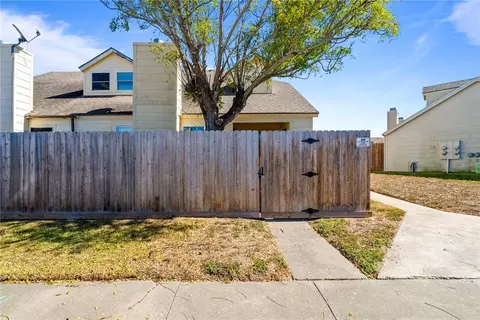 7252 The Mansions #P-1, Corpus Christi, TX 78414