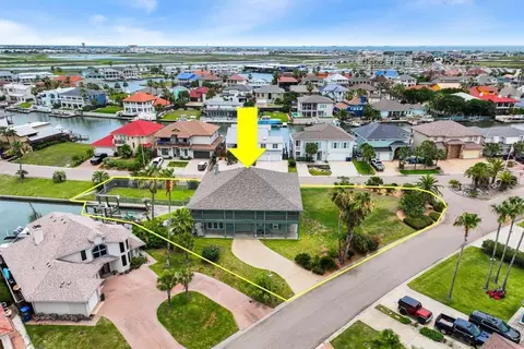 488 Margo Ln, Port Aransas, TX 78373