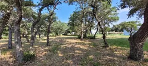 815 S Terry St, Rockport, TX 78382