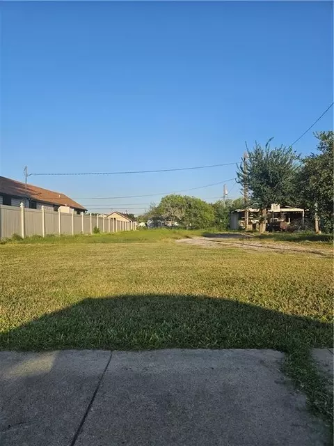 4426 Angela Dr, Corpus Christi, TX 78416