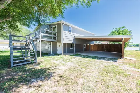 132 Zenna Dr, Mathis, TX 78368