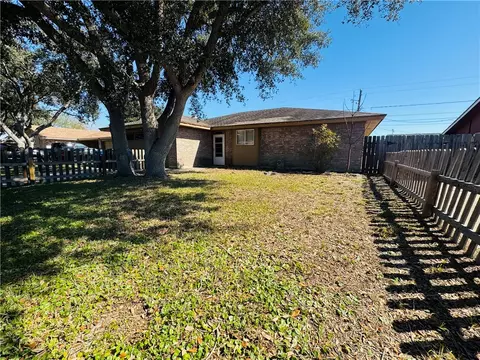 3405 Cartagena Dr, Corpus Christi, TX 78418