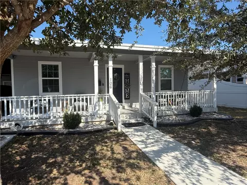 106 Adams Dr, Corpus Christi, TX 78415