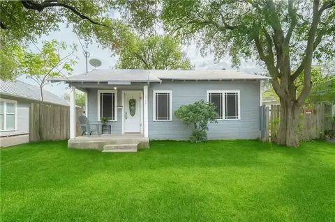 504 E 5th St, Alice, TX 78332