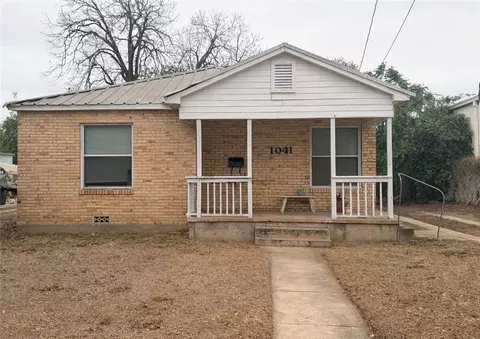 1041 E 5th St, Alice, TX 78332