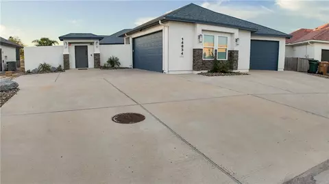 14834 Highland Mist Dr, Corpus Christi, TX 78418