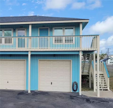1809 Hillcrest #101, Rockport, TX 78382