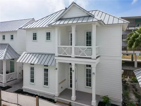 250 Tailwind Dr #E, Port Aransas, TX 78373