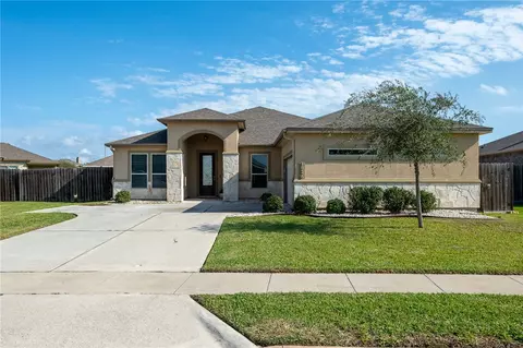 1826 Monterey Bay Dr, Portland, TX 78374