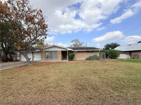 1005 W Ebony Dr, Edinburg, TX 78539