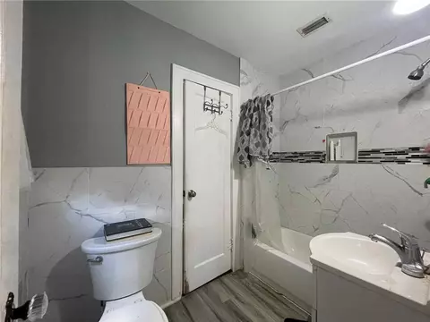 Bath - 401 E 6th St, Bishop, TX 78343 photo 1 of 2