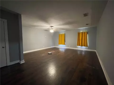 Living - 401 E 6th St, Bishop, TX 78343 photo 3 of 4