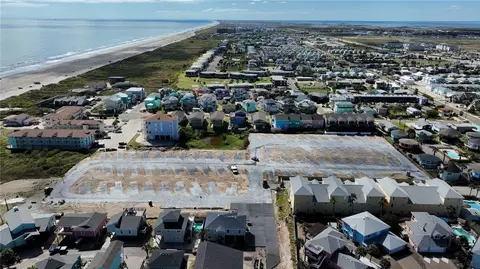 770 Sandcastle Dr #22, Port Aransas, TX 78373